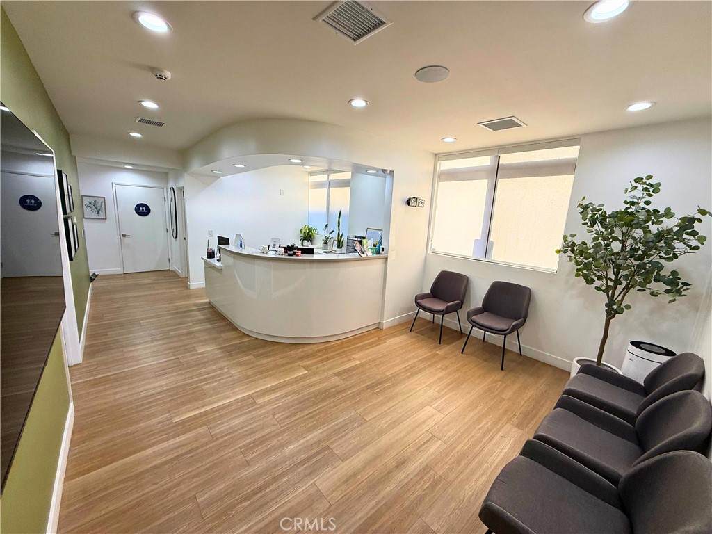 https://bt-photos.global.ssl.fastly.net/socal/orig_boomver_1_400497040-2.jpg