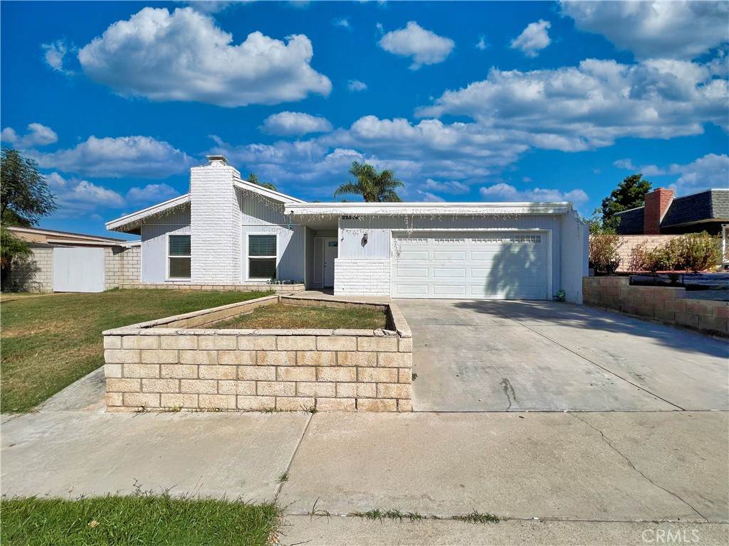 22574 Kentfield - Photo 1