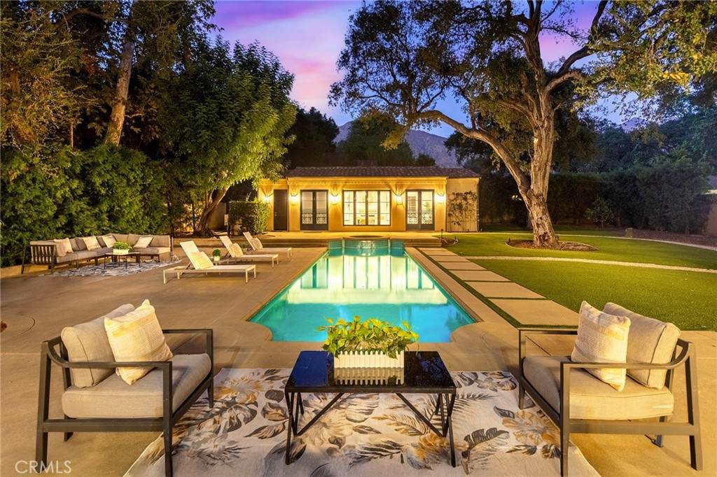 81 Hacienda - Photo 1