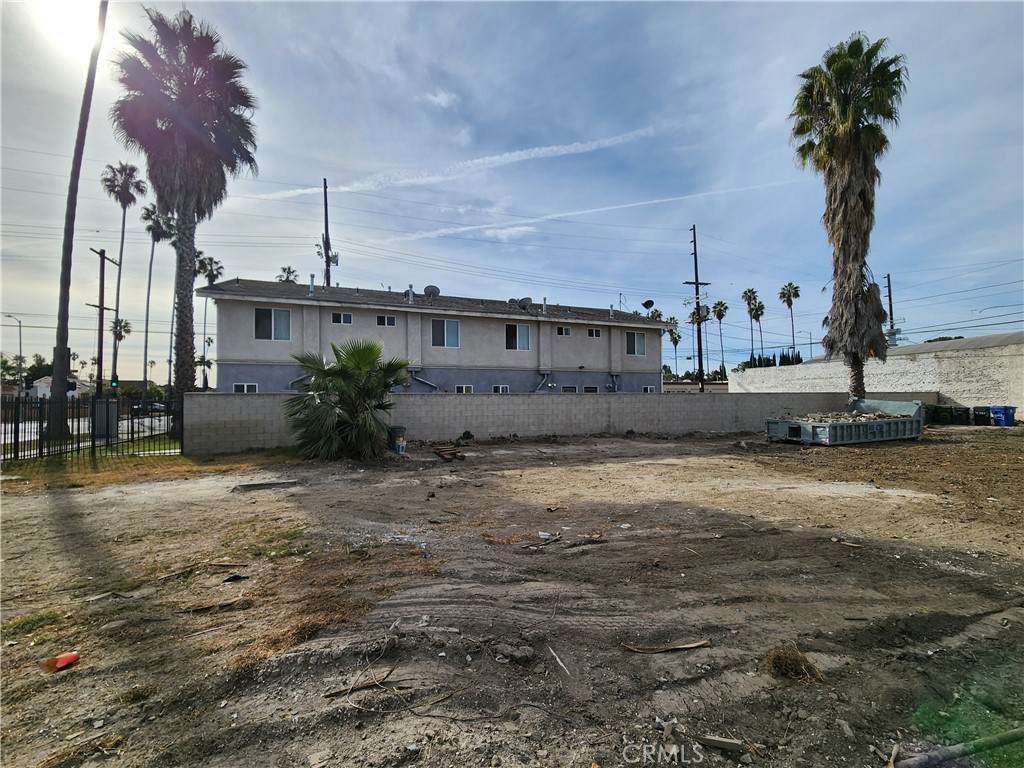 4719 8th - Photo 1