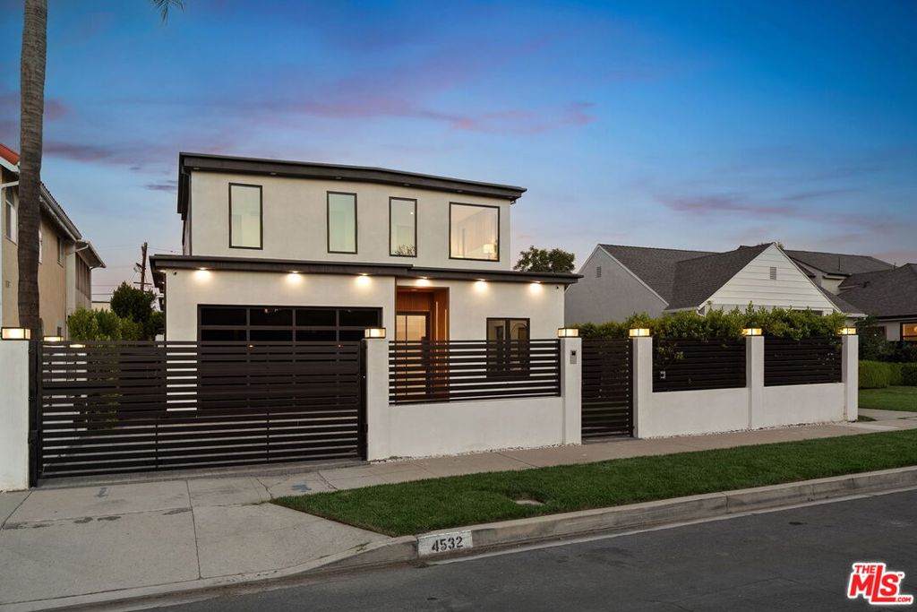 4532 Calhoun Avenue - Photo 1