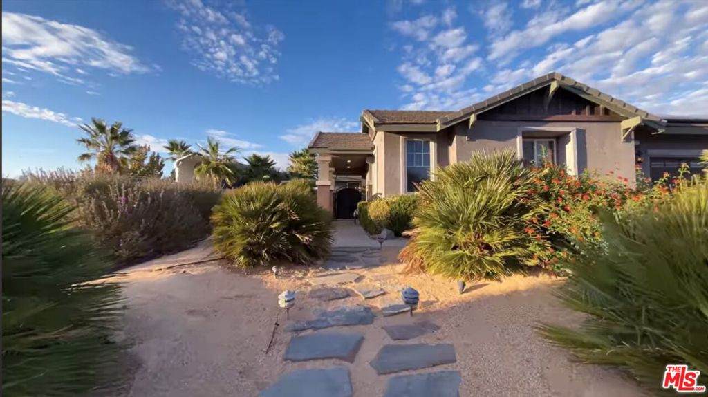 6223 Avenue J12 - Photo 1