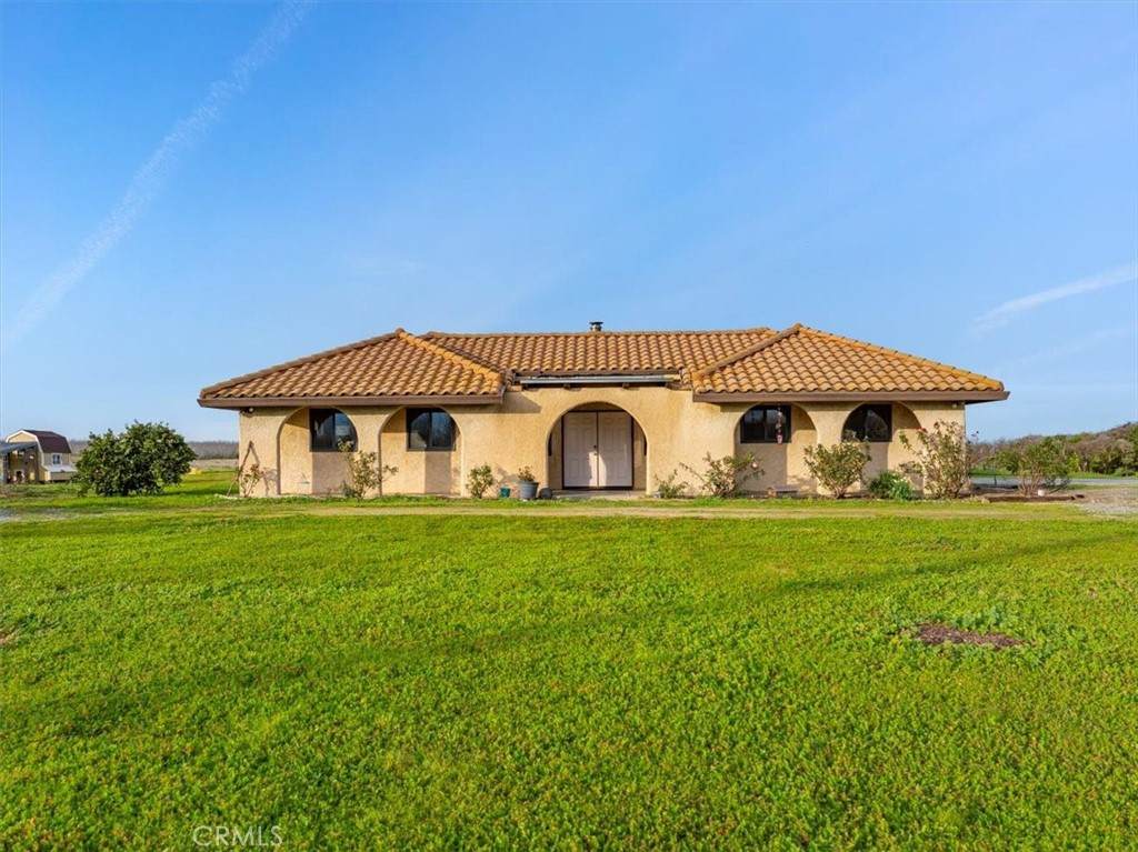 21550 Leaf Avenue - Photo 1