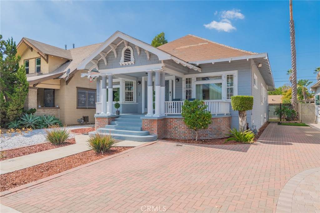 2801 Brighton Avenue - Photo 1