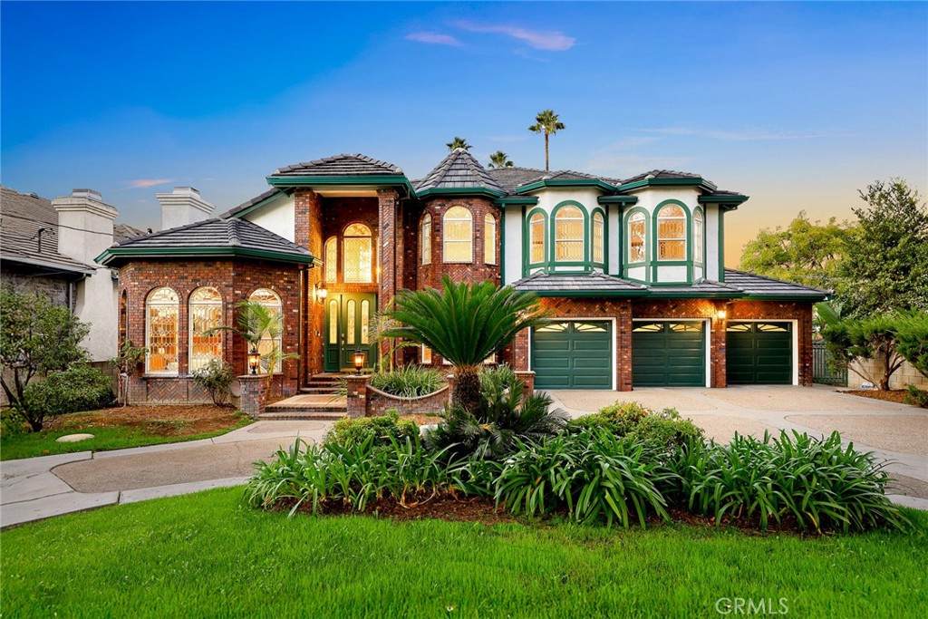 151 Longden Avenue - Photo 1