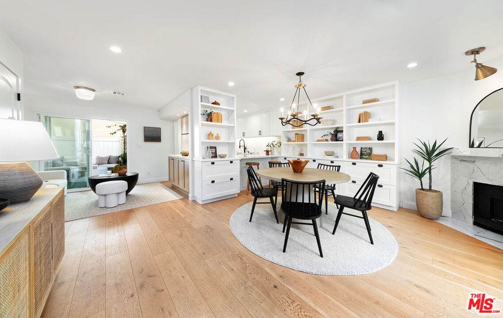 1239 9th Street - Photo 1