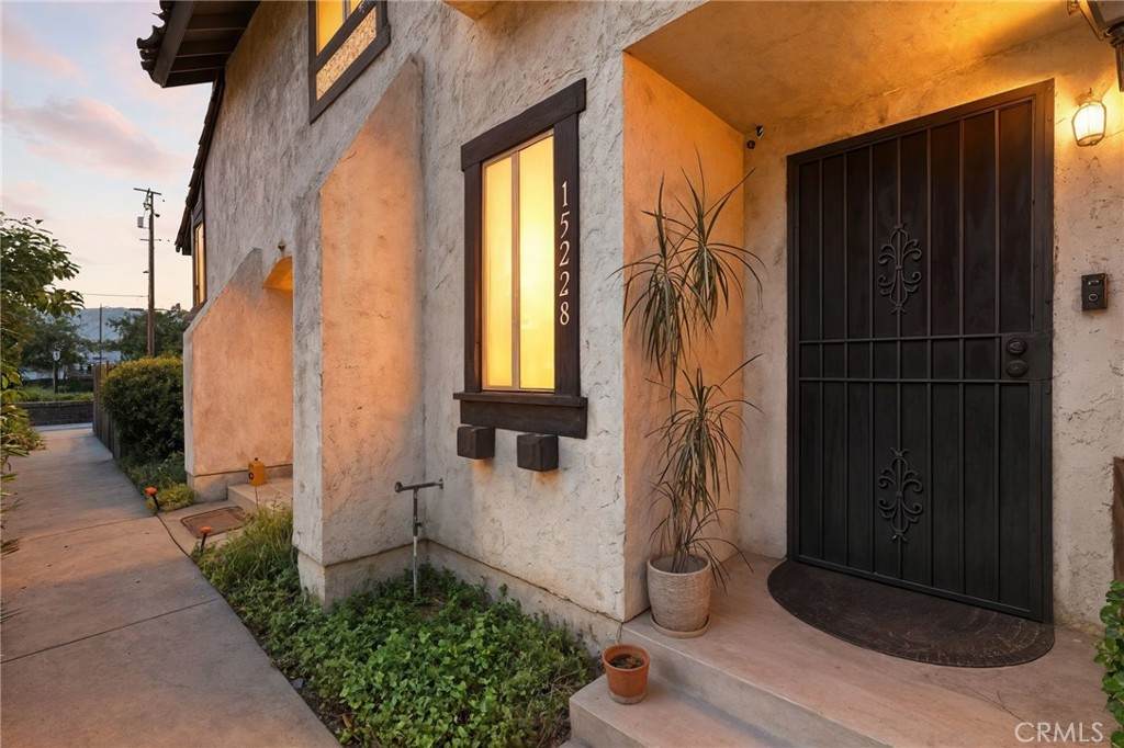 15228 Ramona - Photo 1