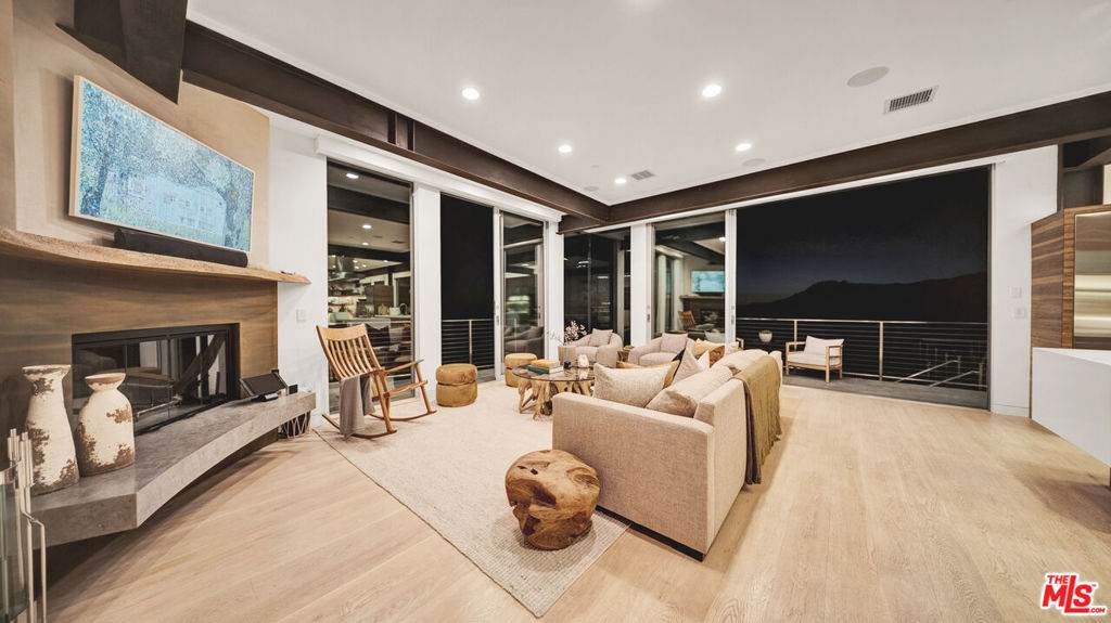 2915 Tuna Canyon Road - Photo 1