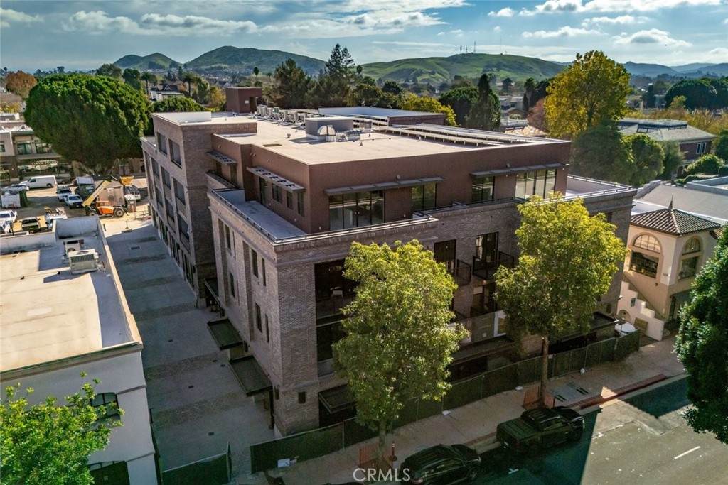 581 Higuera Street - Photo 1