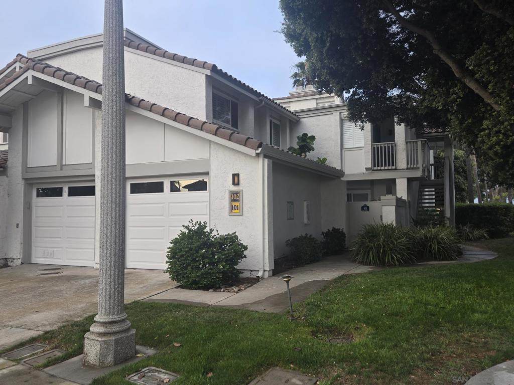 101 Kingston Court West - Photo 1