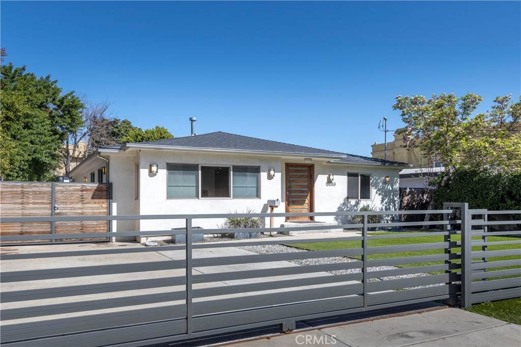 15053 Greenleaf Street - Photo 1