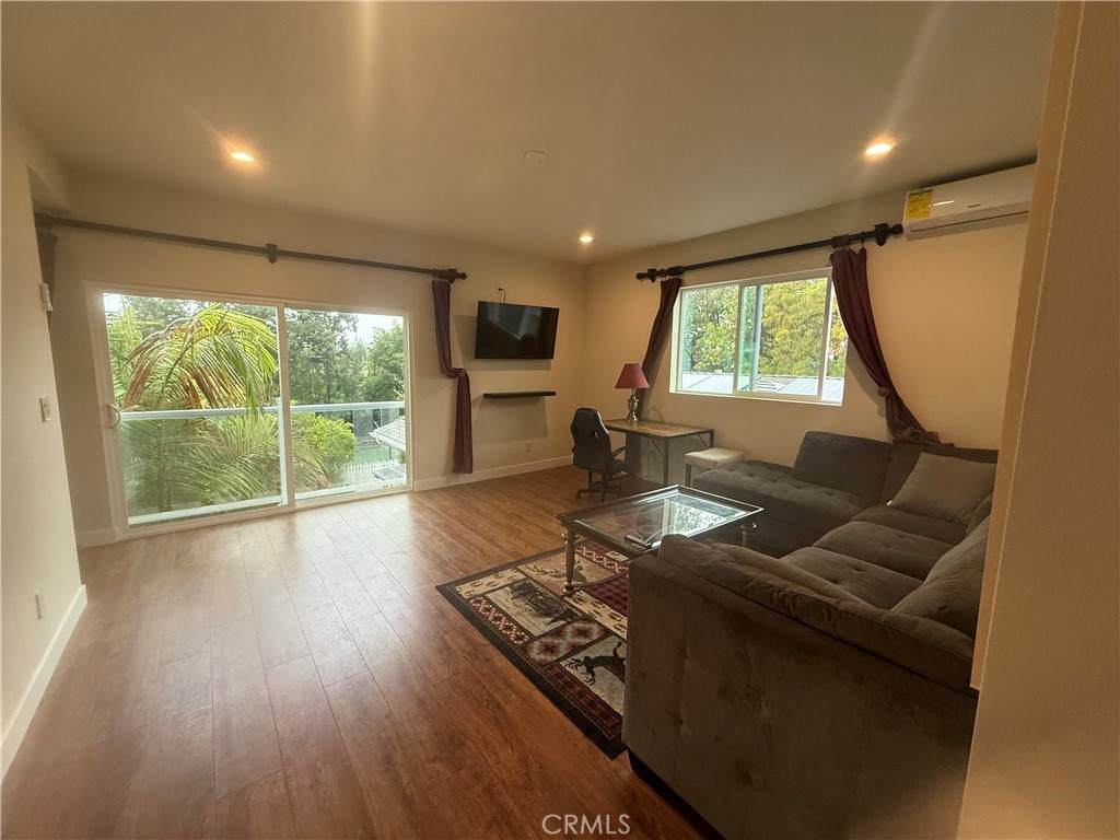 22972 Avenue San Luis - Photo 1