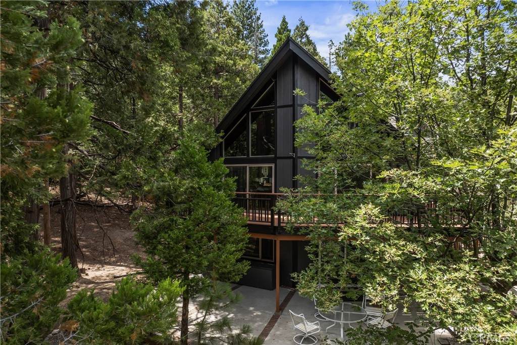 260 El Dorado Drive - Photo 1