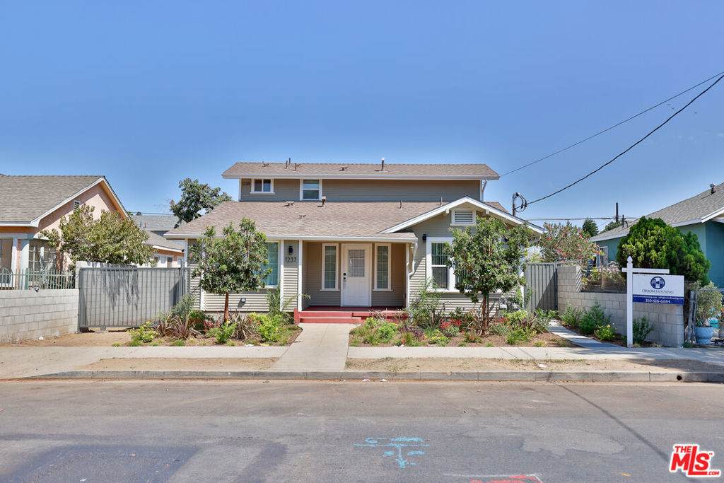 1237 25th Street - Photo 1