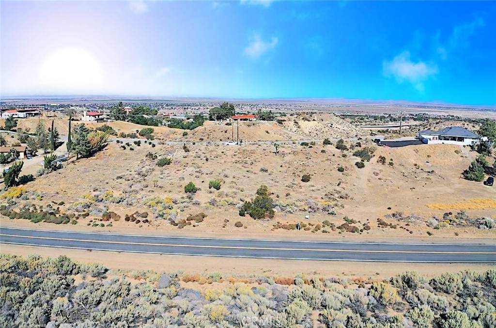 0 Palmdale Hills Rd - Photo 1