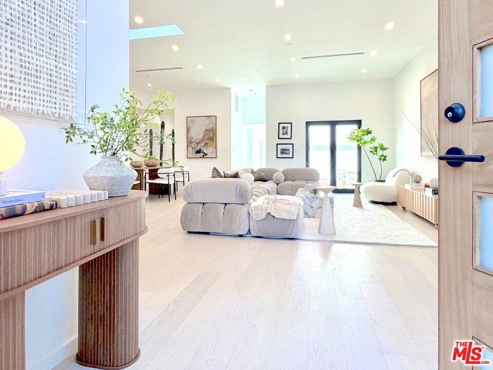 https://bt-photos.global.ssl.fastly.net/socal/orig_boomver_3_402706548-2.jpg