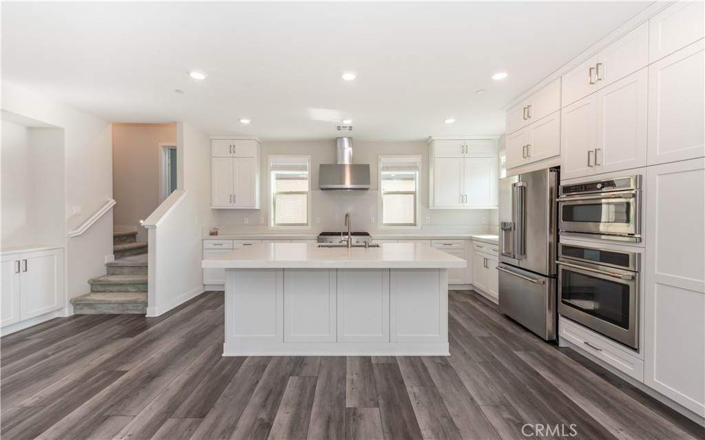 356 Chorus - Photo 1