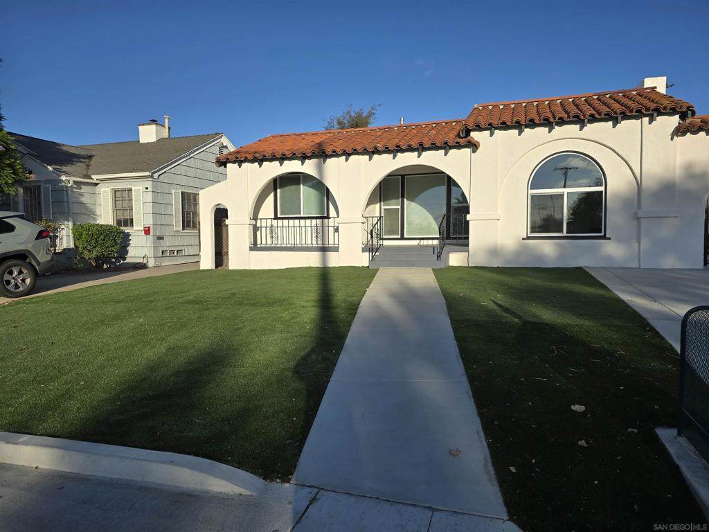 4527 Esther Street - Photo 1