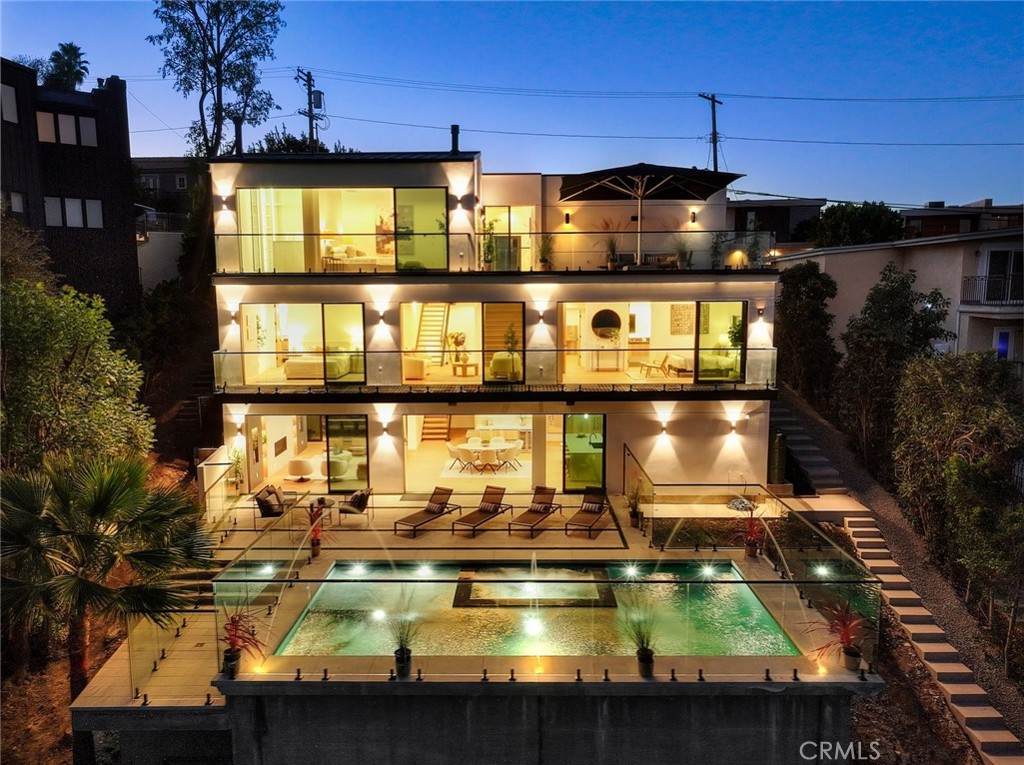 16800 Oak View - Photo 1