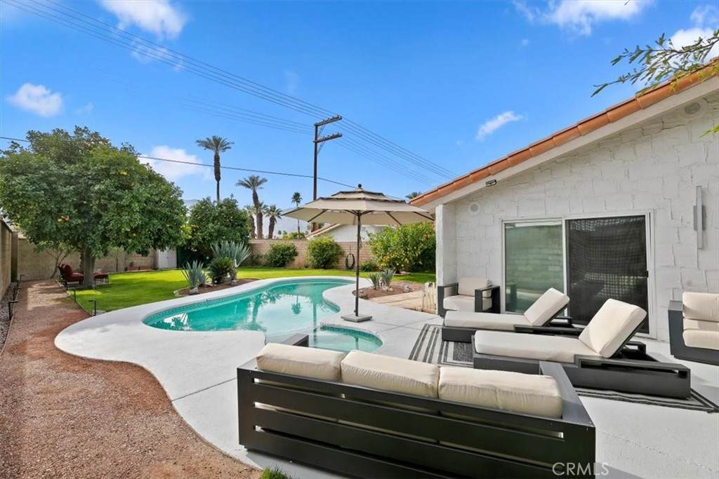 https://bt-photos.global.ssl.fastly.net/socal/orig_boomver_2_402894353-2.jpg