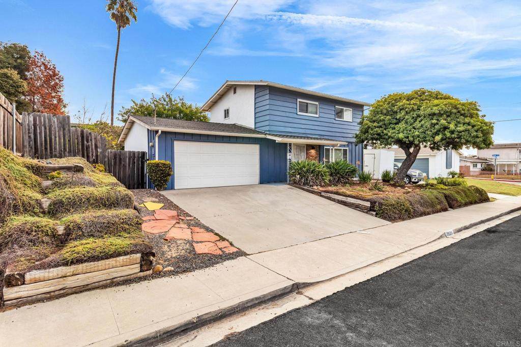 1521 Malta Avenue - Photo 1