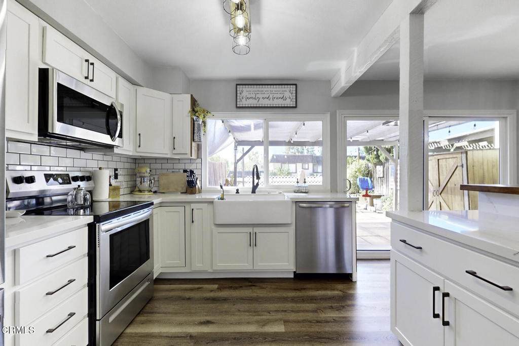 680 Redwood Lane - Photo 1