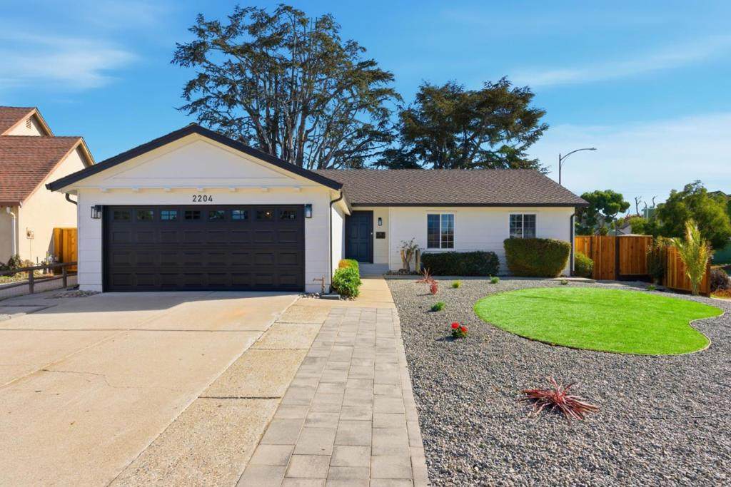 2204 Ladymuir Court - Photo 1