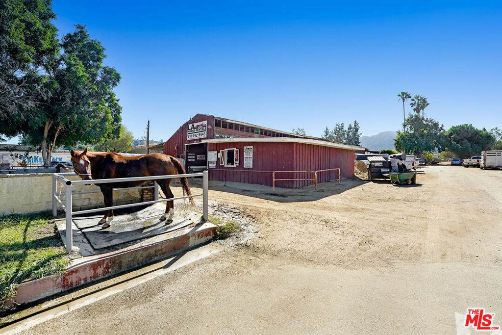 1840 Riverside Drive - Photo 1