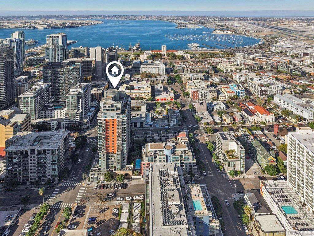 300 Beech St - Photo 1