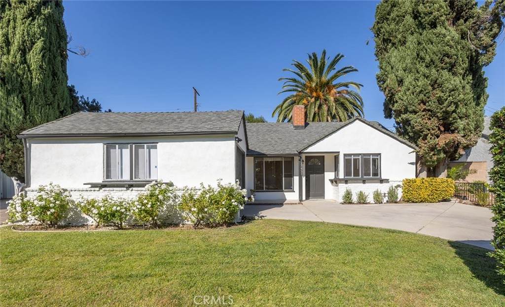 17451 Burton - Photo 1