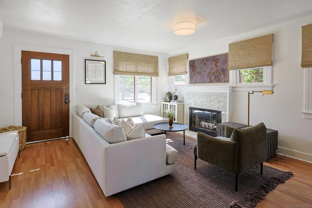 3352 Redwood St. - Photo 1