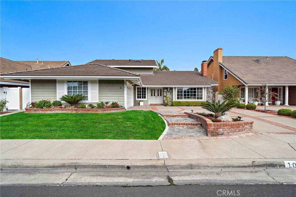 10101 Theseus Drive - Photo 1