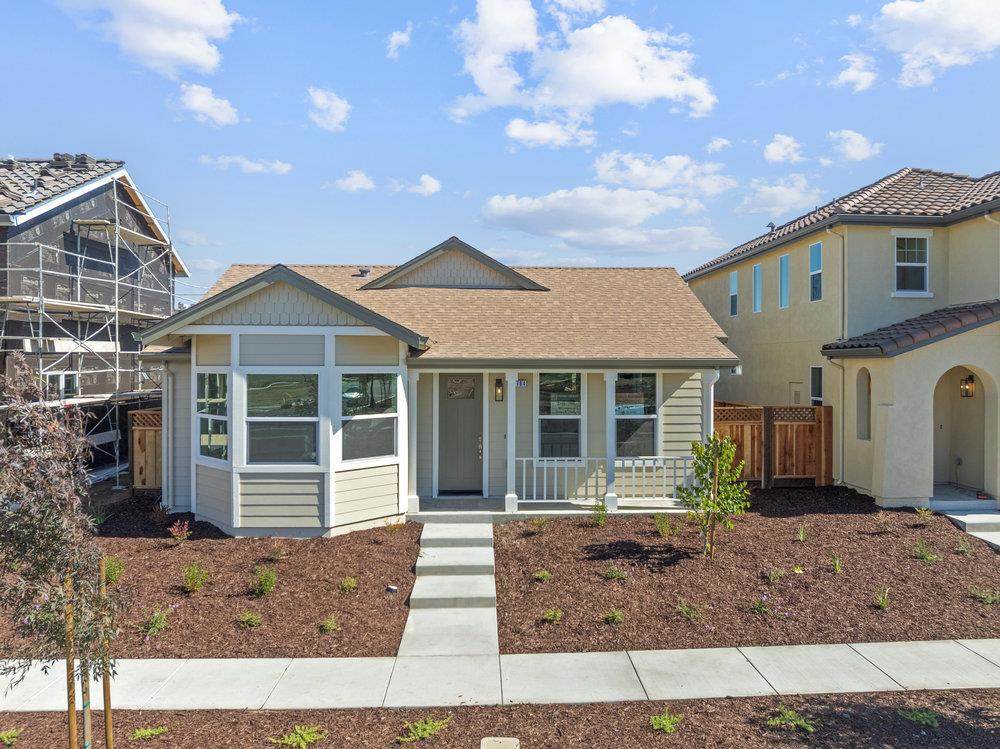 784 Livingston Avenue - Photo 1