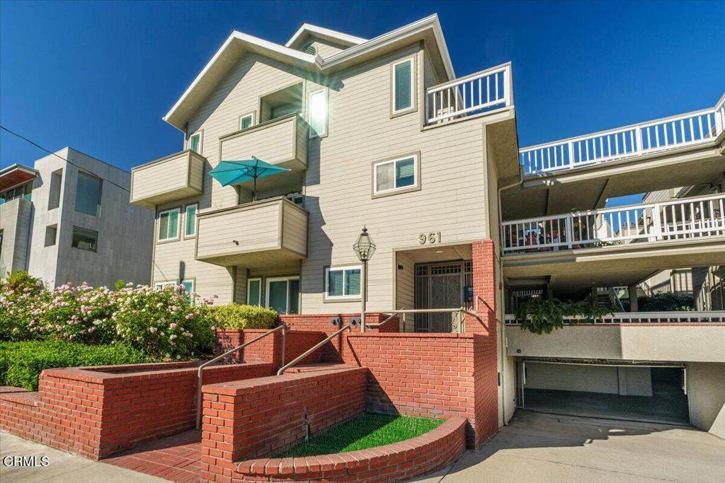 961 California Boulevard - Photo 1