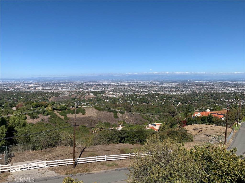 https://bt-photos.global.ssl.fastly.net/socal/orig_boomver_2_403954322-2.jpg