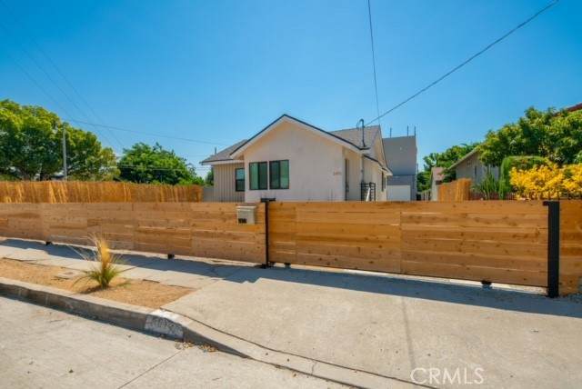 2672 Newell - Photo 1