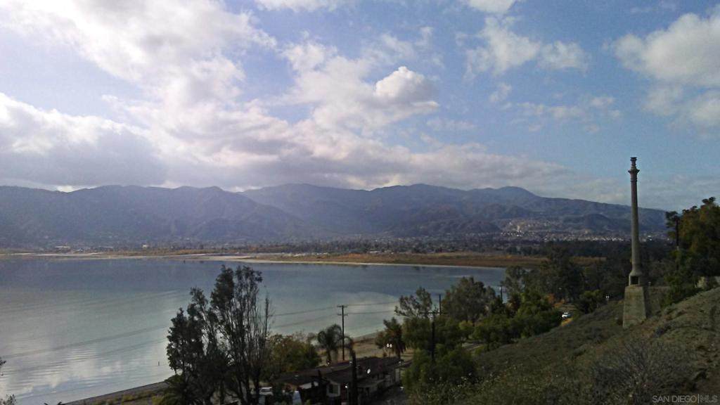 https://bt-photos.global.ssl.fastly.net/socal/orig_boomver_1_404097500-2.jpg