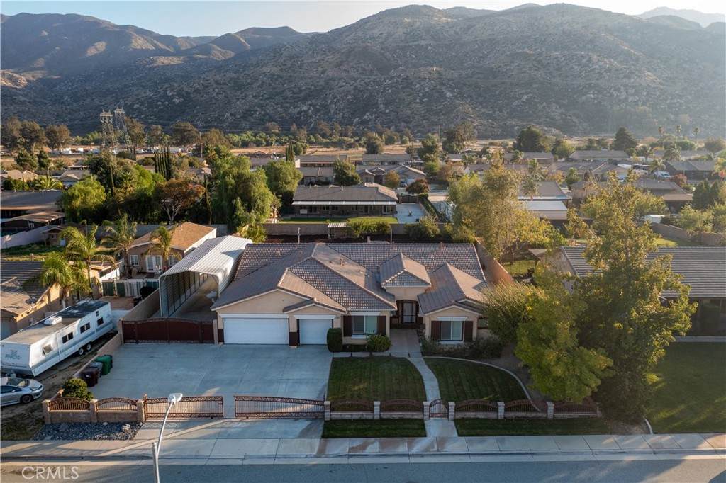 1496 Bryan - Photo 1