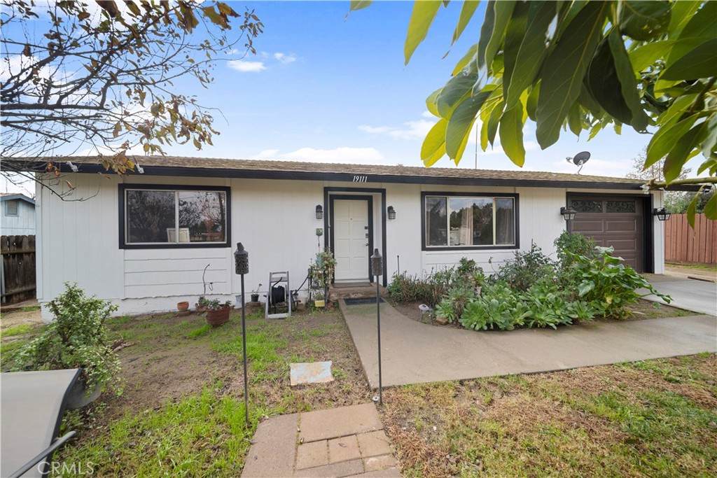 19111 Seaton - Photo 1