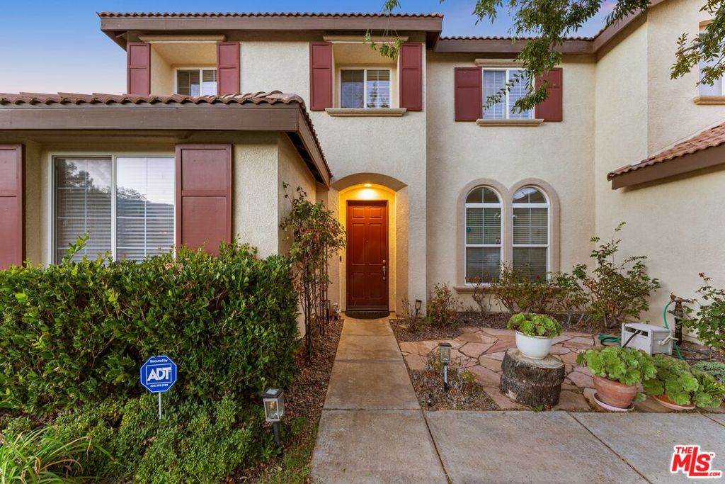 5133 Hillside Place - Photo 1