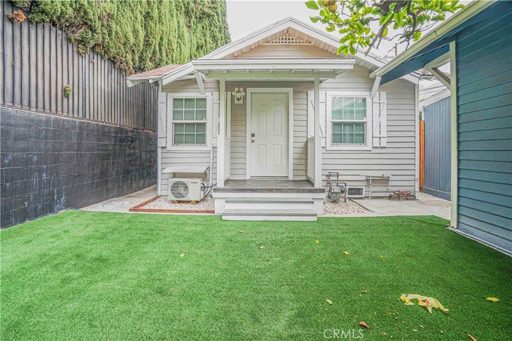 1202 Las Palmas Avenue - Photo 1