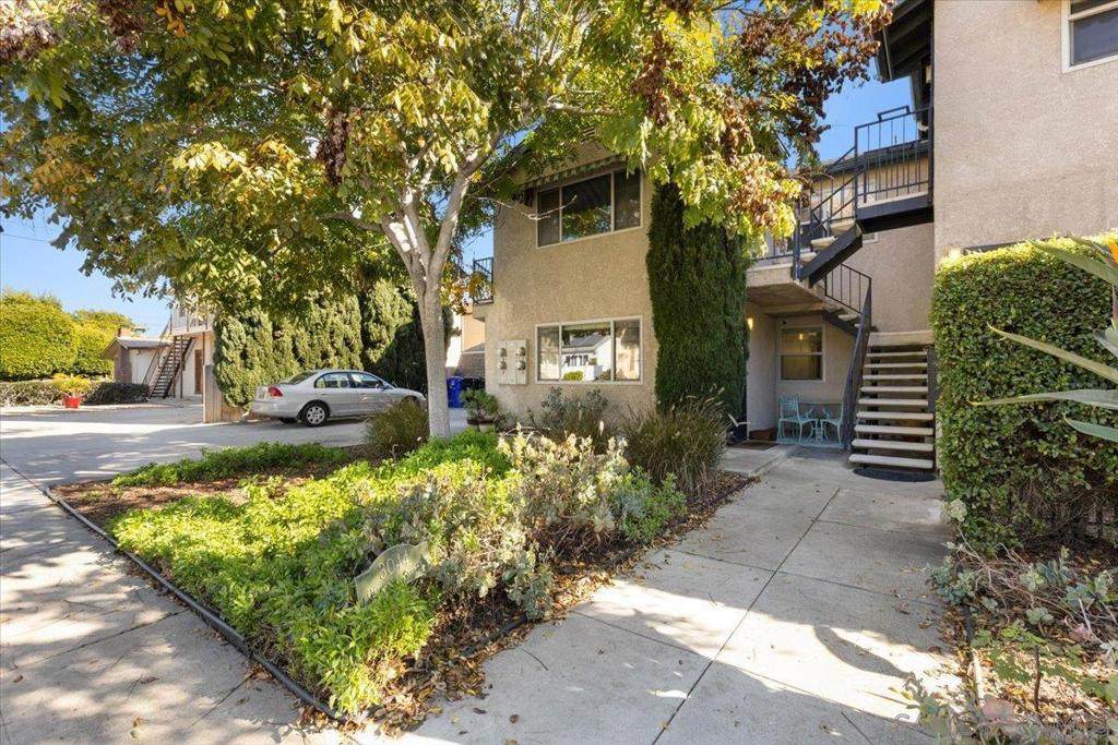 3044 Oliphant St Unit A - Photo 1