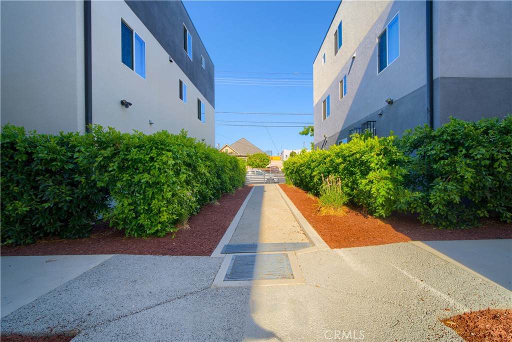 1427 New Hampshire Avenue - Photo 1