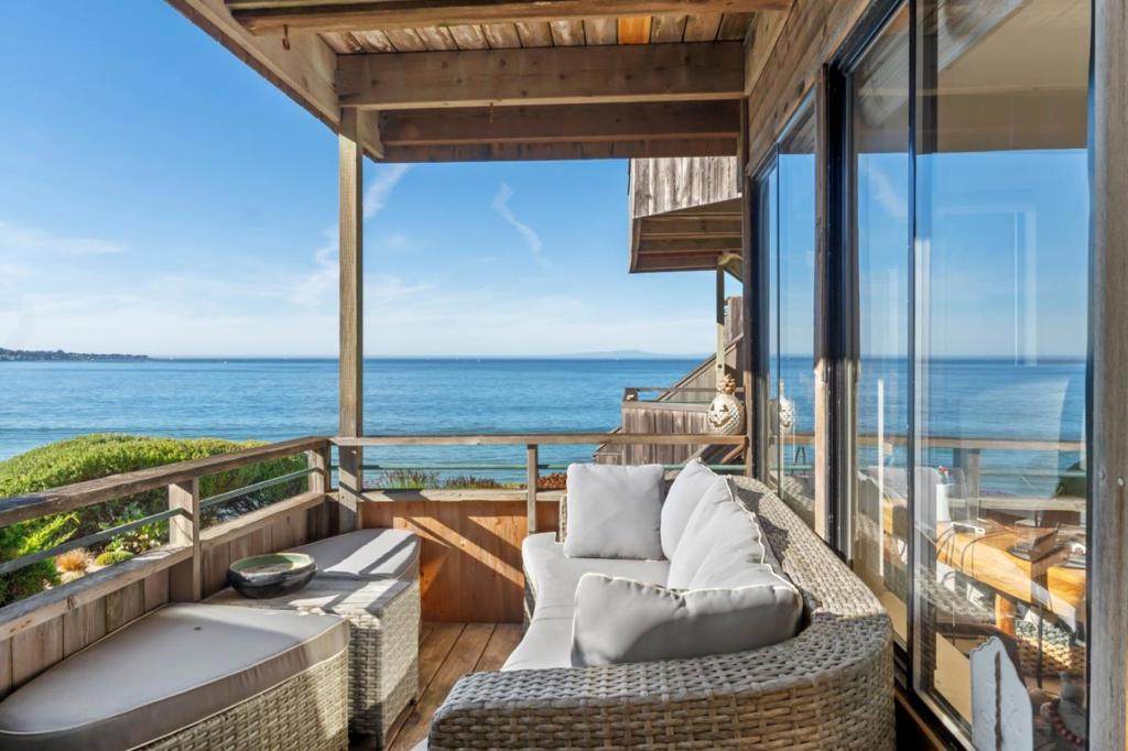 1 Surf Way - Photo 1