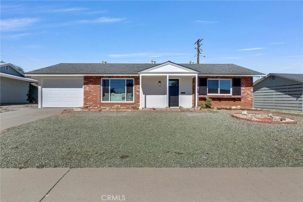 25800 Coombe Hill - Photo 1