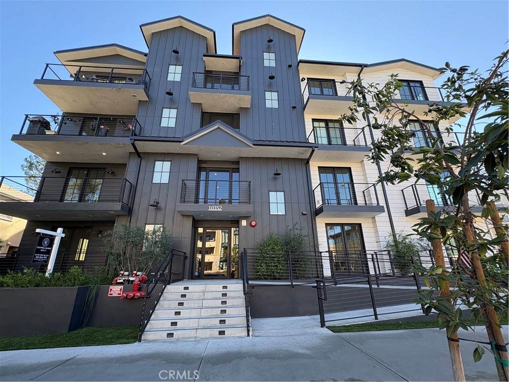 10352 Riverside - Photo 1