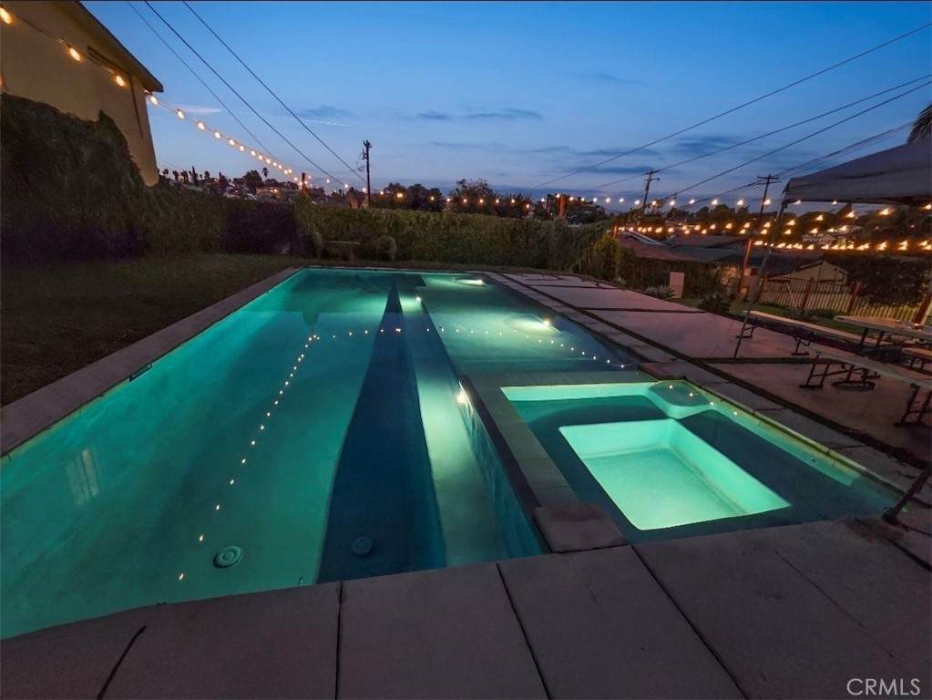 651 Record - Photo 1