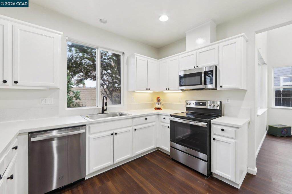 2919 2919 Kennsington Ln - Photo 1