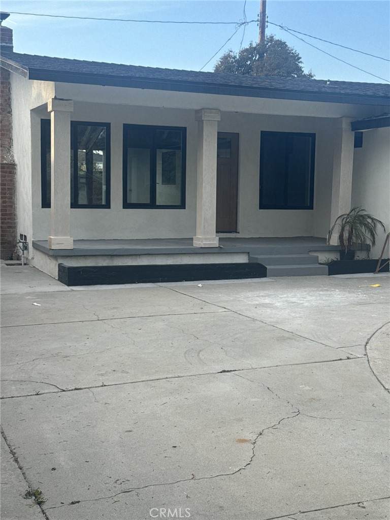 2715 Petaluma Avenue - Photo 1