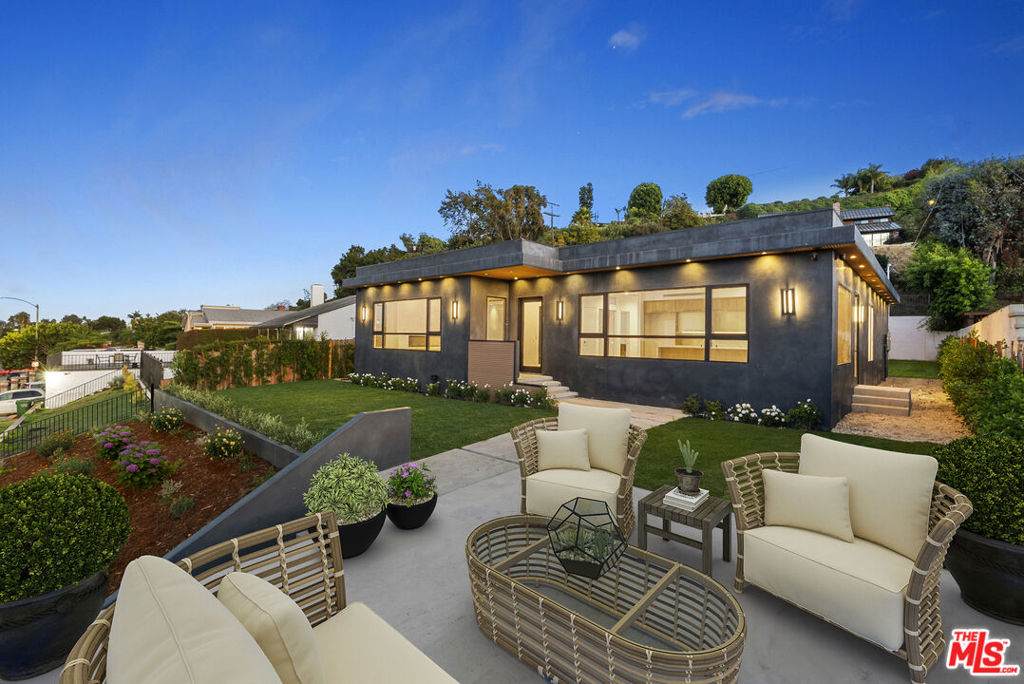 5280 Sanchez Drive - Photo 1